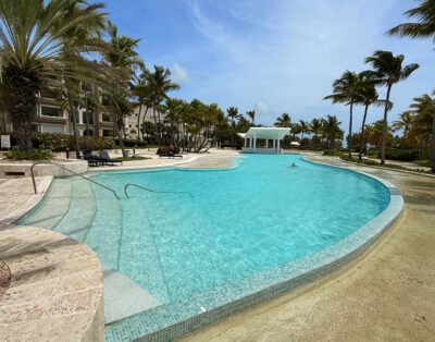 Marina View Retreat, 3 BR, Terrace Pools, beach